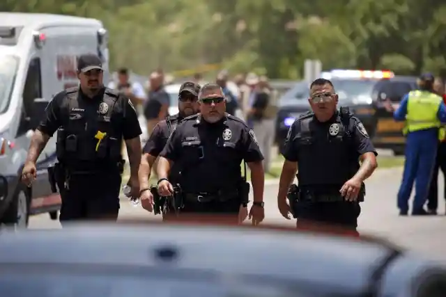 Llega La Policía