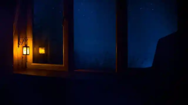 La despertaron