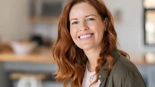 Holly Stewart