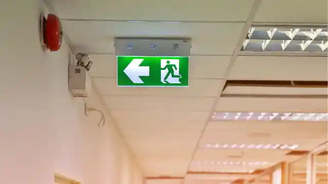En Caso De Emergencia