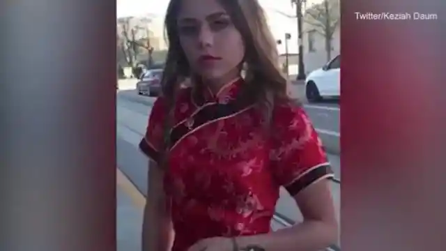 ¿Es Una Broma?