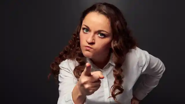 No Estaba Segura De Por Qué Lo Habían Interrogado