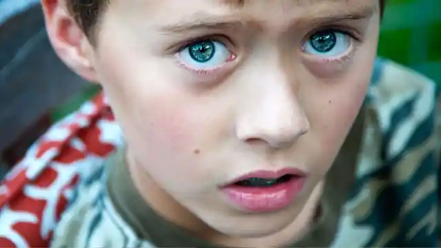 Kid Bullied Relentlessly In Burger King, Unaware Someone Was About To Intervene