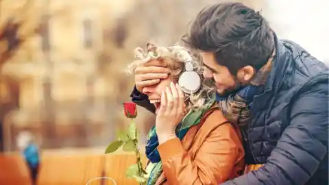 Wife’s Surprise Visit to Husband’s Beloved Restaurant Unveils Unexpected Twist