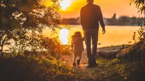 Su padre