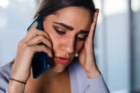No Encuentro A Alyssa