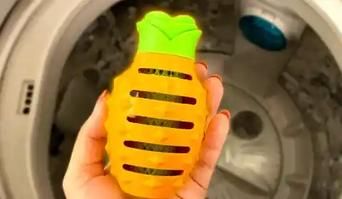 Replace Toxic And Expensive Laundry Detergent With This