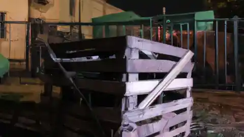 La caja encadenada