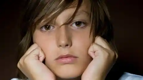 Kid Bullied Relentlessly In Burger King, Unaware Someone Was About To Intervene