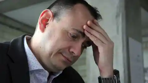 Algo Não Estava Certo