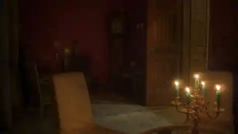 Envuelta En La Oscuridad