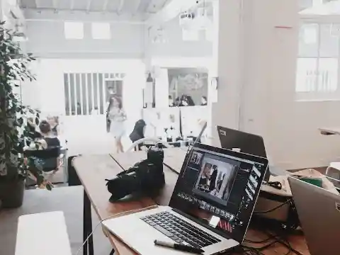 Volver A Ver Las Imágenes