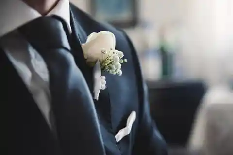 Vestidos De Forma Extravagante