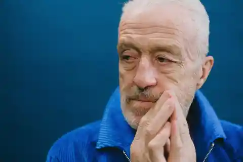 Bagliori Di Metallo