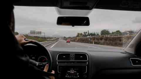 LARGO CAMINO A CASA