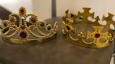 Prom King And Queen Deserved