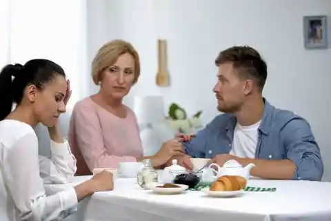 V