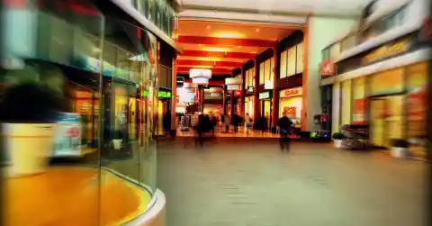 Andare A Fare Shopping