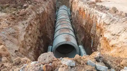 Approaching The Pipe