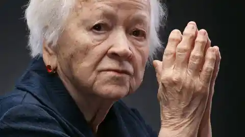 Une Bonne Personne