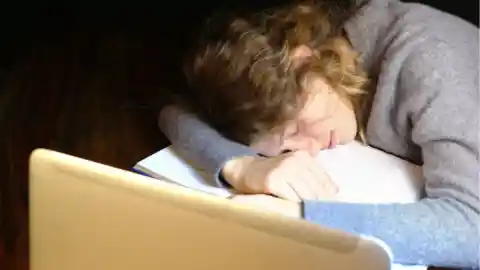 Antes De Que Pudieran Decidir