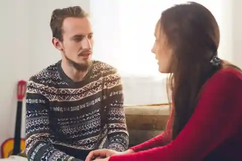 Tenemos Que Hablar