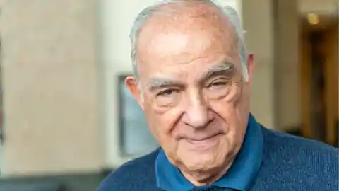 De Vuelta Con El Sr. Benjamin