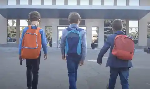 Un Niño Popular