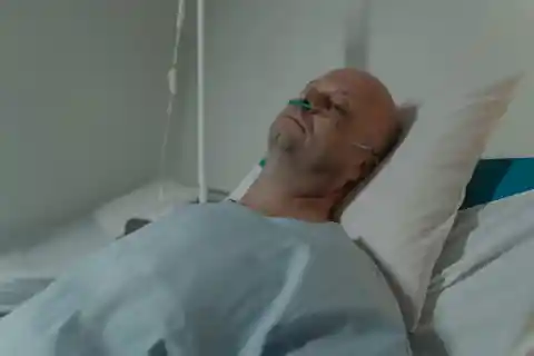 Cada Vez Más Débil