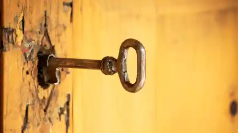 La Visita Inesperada